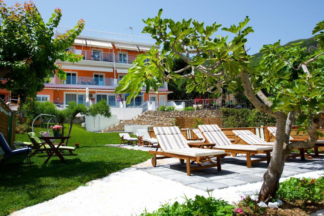 Napoleon On The Beach Paleokastritsa Exterior photo